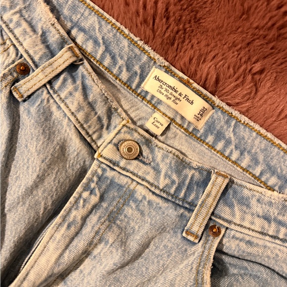 Abercrombie & Fitch Curve Love - Ultra High Rise / Brand New - Picture 5 of 5